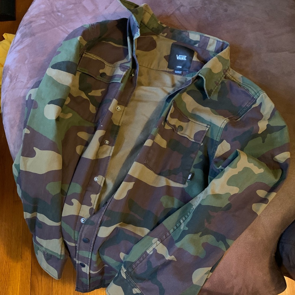 Vans camo button up jacket